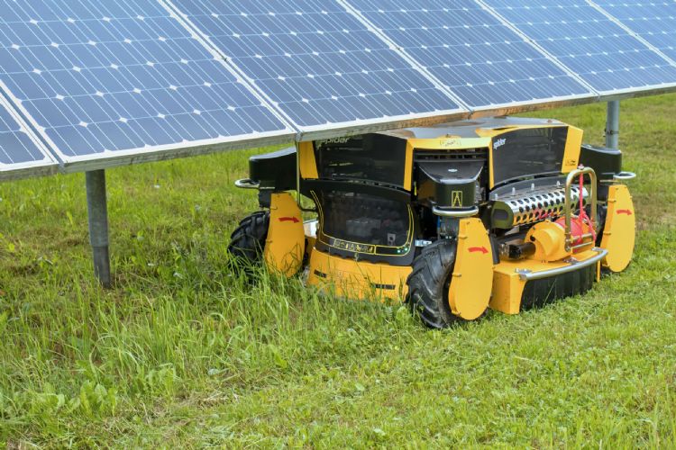 <i>Electronic fuel injection</i> maakt de Spider zuiniger en krachtiger. <i>Electronic fuel injection</i> maakt de Spider zuiniger en krachtiger.