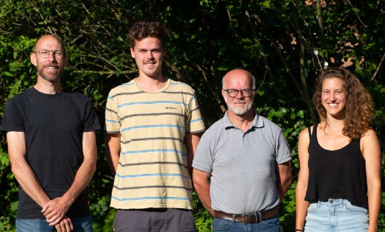 vlnr: Jan Mertens, Ewaut Van Wambeke, Filip Debersaques en Ellen De Vrieze vlnr: Jan Mertens, Ewaut Van Wambeke, Filip Debersaques en Ellen De Vrieze