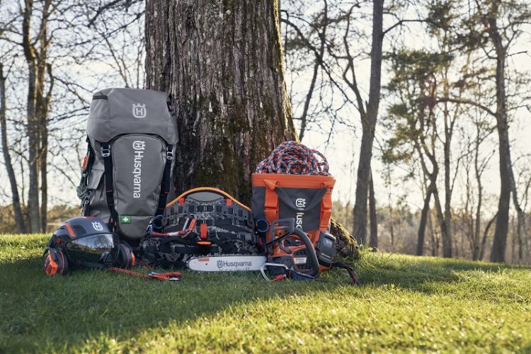 Nieuw in het assortiment van 2023: Husqvarna-klimmateriaal. Nieuw in het assortiment van 2023: Husqvarna-klimmateriaal.