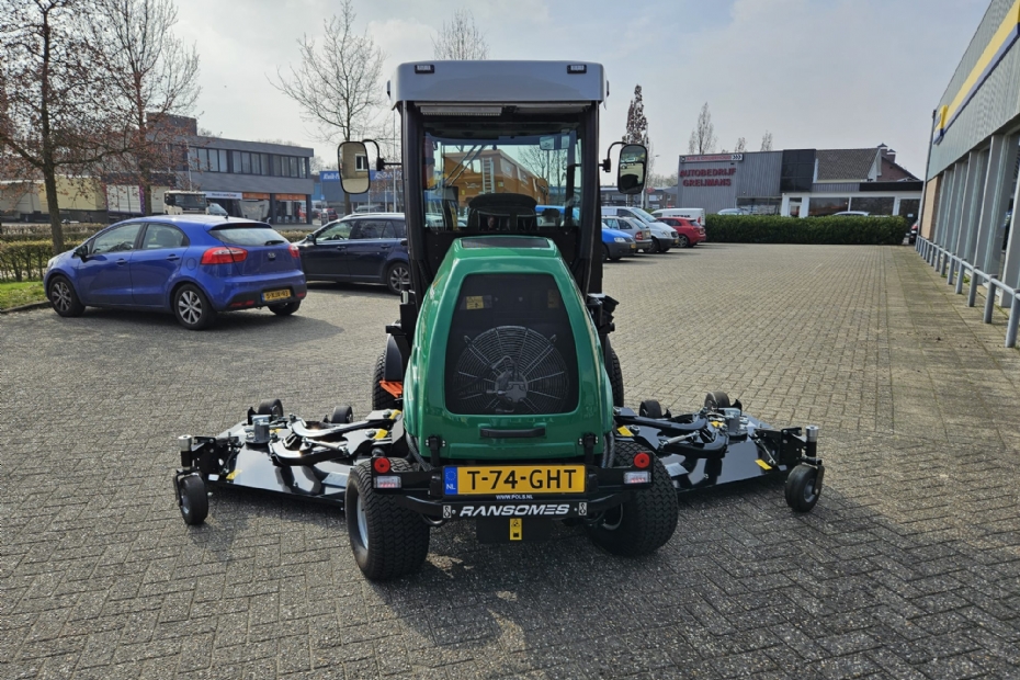 Ransomes, achteraanzicht Ransomes, achteraanzicht