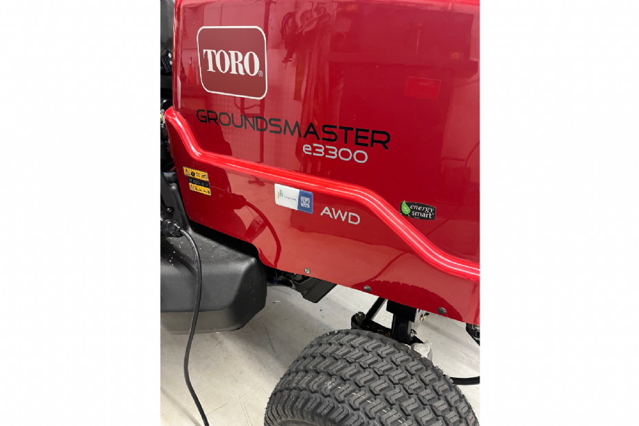 De 4WD Toro Groundsmaster e3300 is sinds 2025 beschikbaar