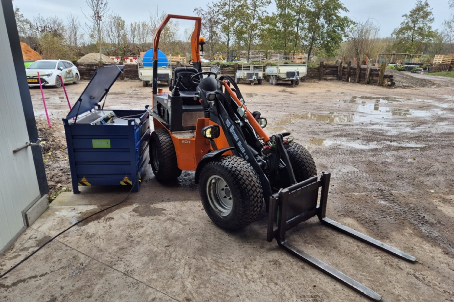De Schans Relly 1.3E aan de powerbank De Schans Relly 1.3E aan de powerbank