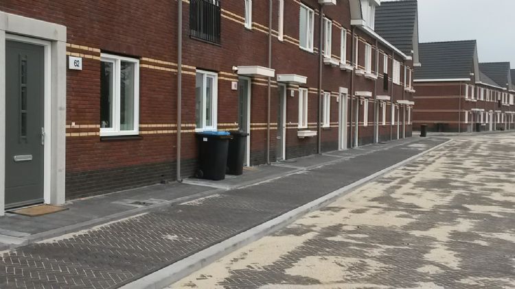 Afkoppelen regenpijp bij nieuwbouw in Zuidbroek Afkoppelen regenpijp bij nieuwbouw in Zuidbroek