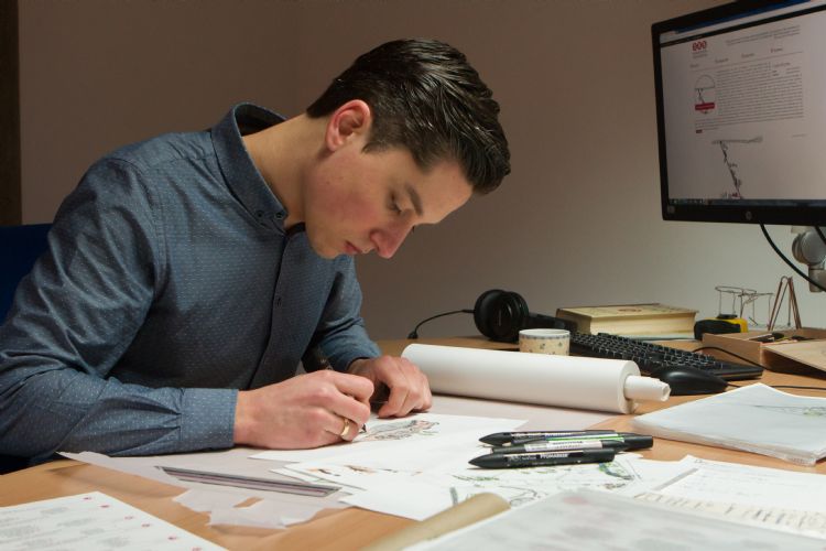 Arjan Vreugdenhil Arjan Vreugdenhil