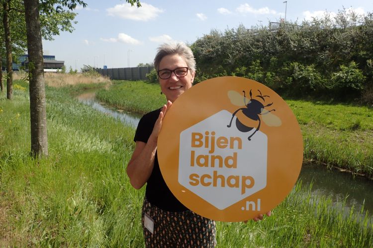 Hannie Korthof, projectleider van Groene Cirkel Bijenlandschap Hannie Korthof, projectleider van Groene Cirkel Bijenlandschap