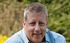 Anne Hekman, vertegenwoordiger van Gebr. Bonenkamp Anne Hekman, vertegenwoordiger van Gebr. Bonenkamp