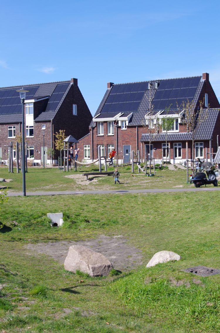 Wadi's voor waterretentie en spel in de wijk Doornsteeg Wadi's voor waterretentie en spel in de wijk Doornsteeg