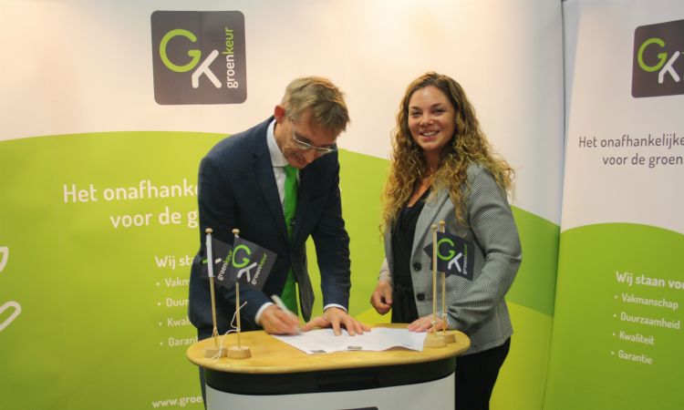 Dick Oosthoek en Kelly Ruigrok op de vakbeurs Klimaat 