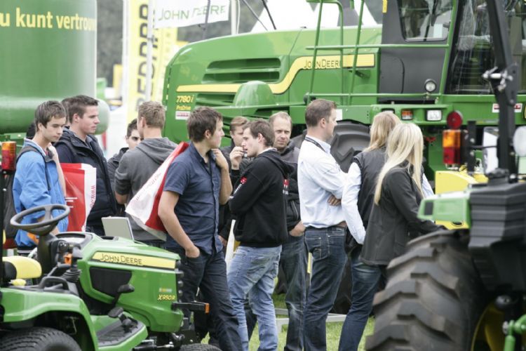 Drukte tijdens Agrotechniek Holland in 2016