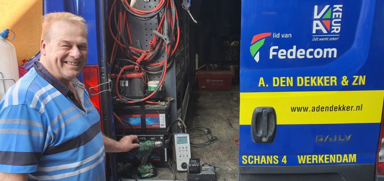 TC-voorzitter Arnold den Dekker vertelt hoe VA-keur omgaat met het keuren van accugereedschap.