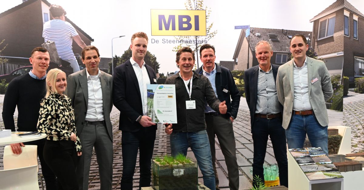 Nieuwe waterpasserende dikformaat van MBI de Steenmeesters