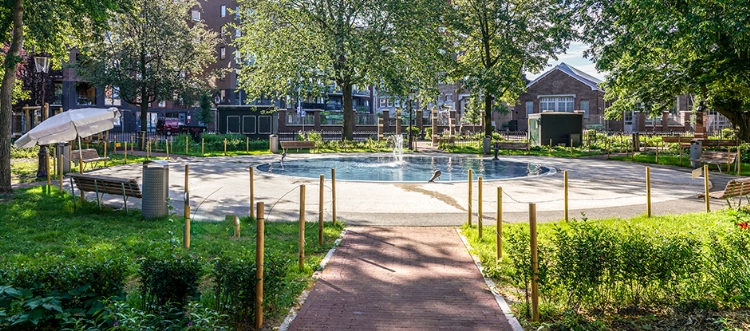 In West is het Bellamyplein een stuk groener geworden.