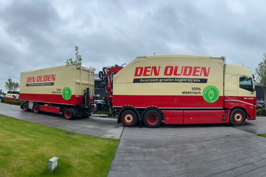 Den Ouden presenteert haar nieuwste innovatie op wielen: een volledig elektrische kraanwagencombinatie