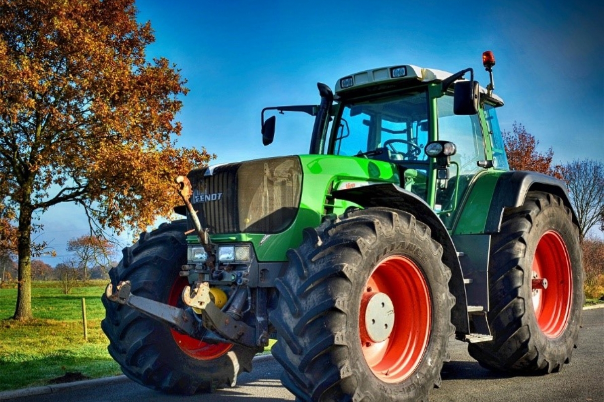 Is Een Trekker Een Motorvoertuig