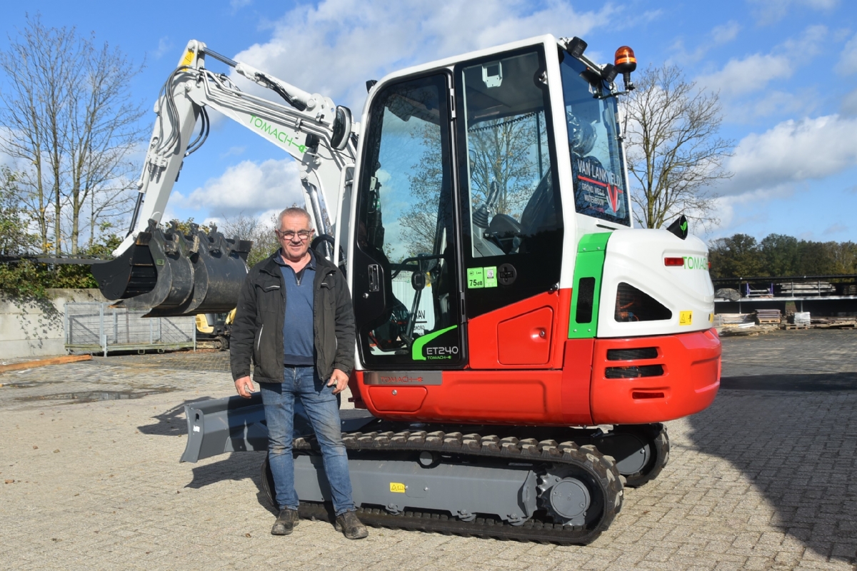 Heesters maakt van Japanse graafmachines zijn eigen elektrische versies