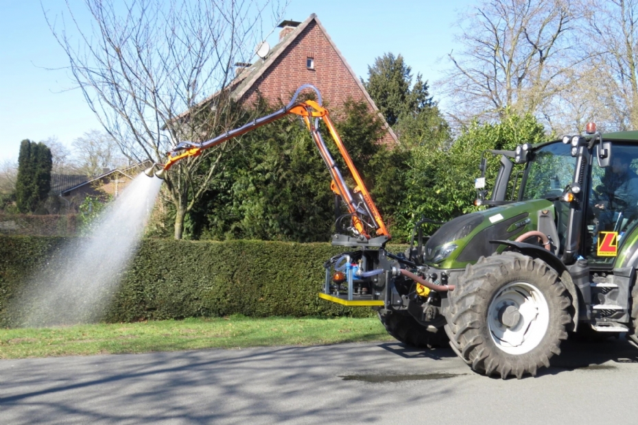 De HTG 4000 kent twee of drie sproeikoppen