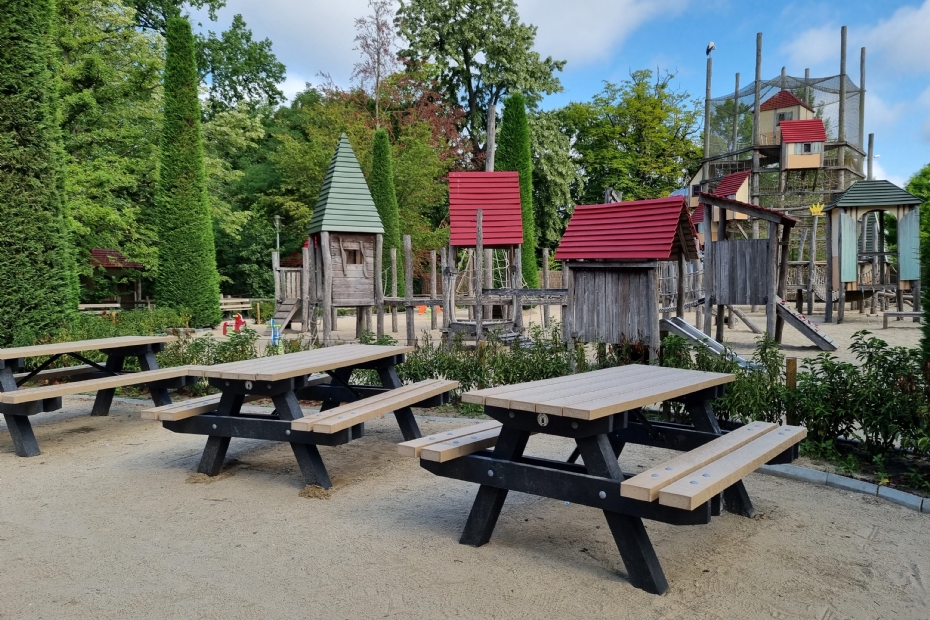 Gerecyclede picknicktafels