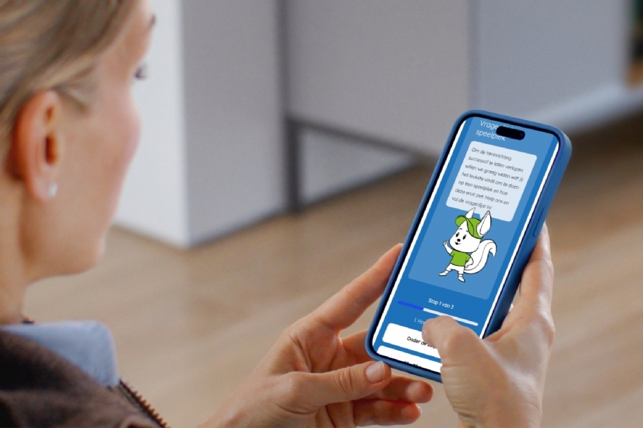 Buurtparticipatie: het invullen van vragen kan op ieder device, zoals een telefoon (Beeld via: BOERplay)