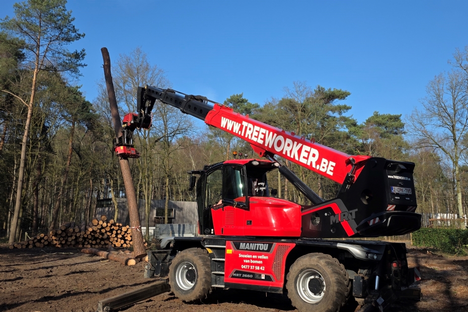De Manitou 60-30 heeft een hefvermogen van zes ton