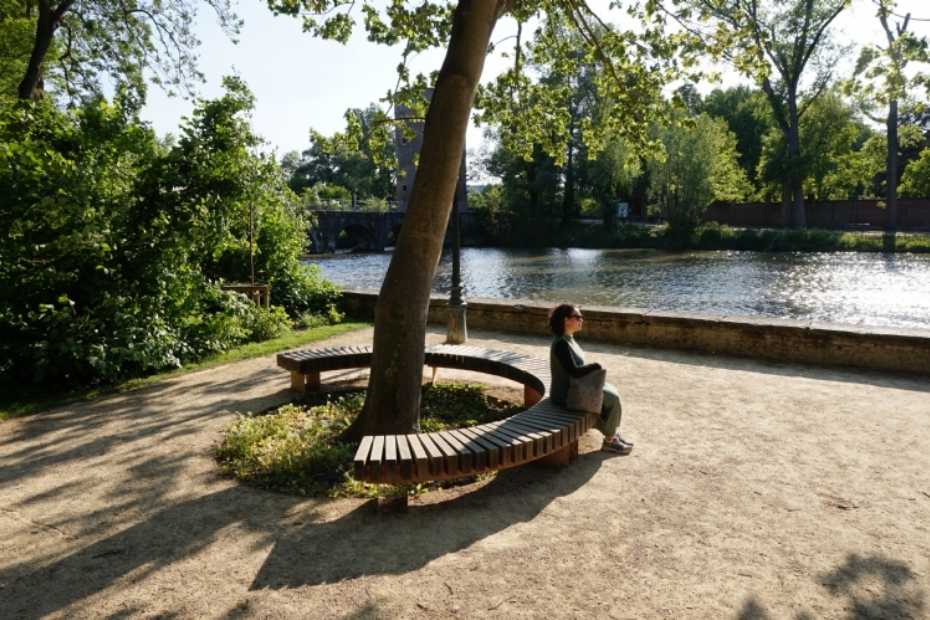 Rough&Ready Curved Benches